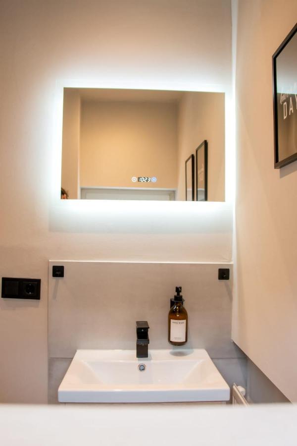 Studio 20For2 Naehe Koeln Bergisch Gladbach Buitenkant foto